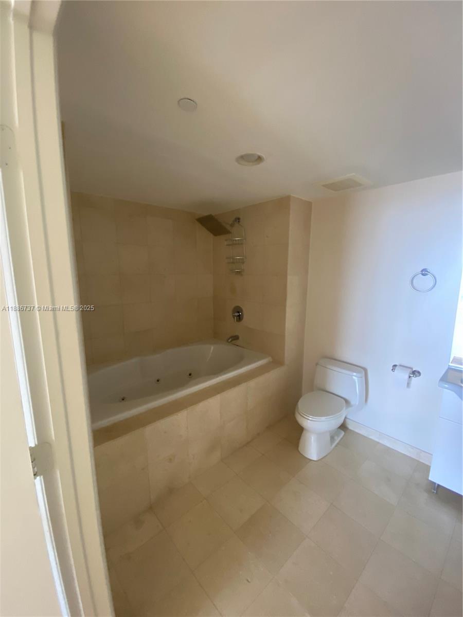 BEACH CLUB THREE CONDO - Residential