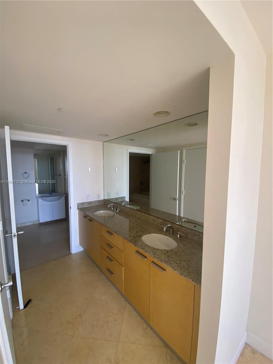 BEACH CLUB THREE CONDO - Residential