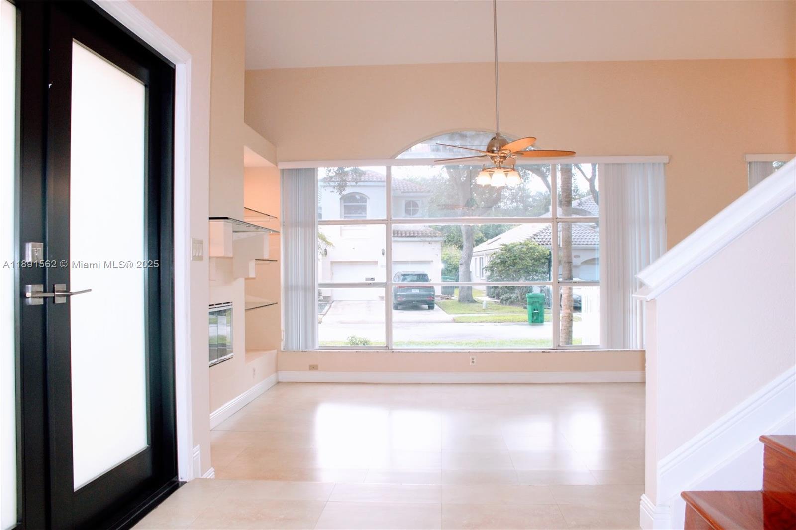 EMBASSY LAKES PHASE II - Residential Lease