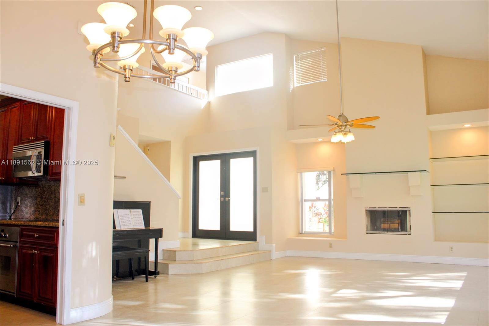 EMBASSY LAKES PHASE II - Residential Lease