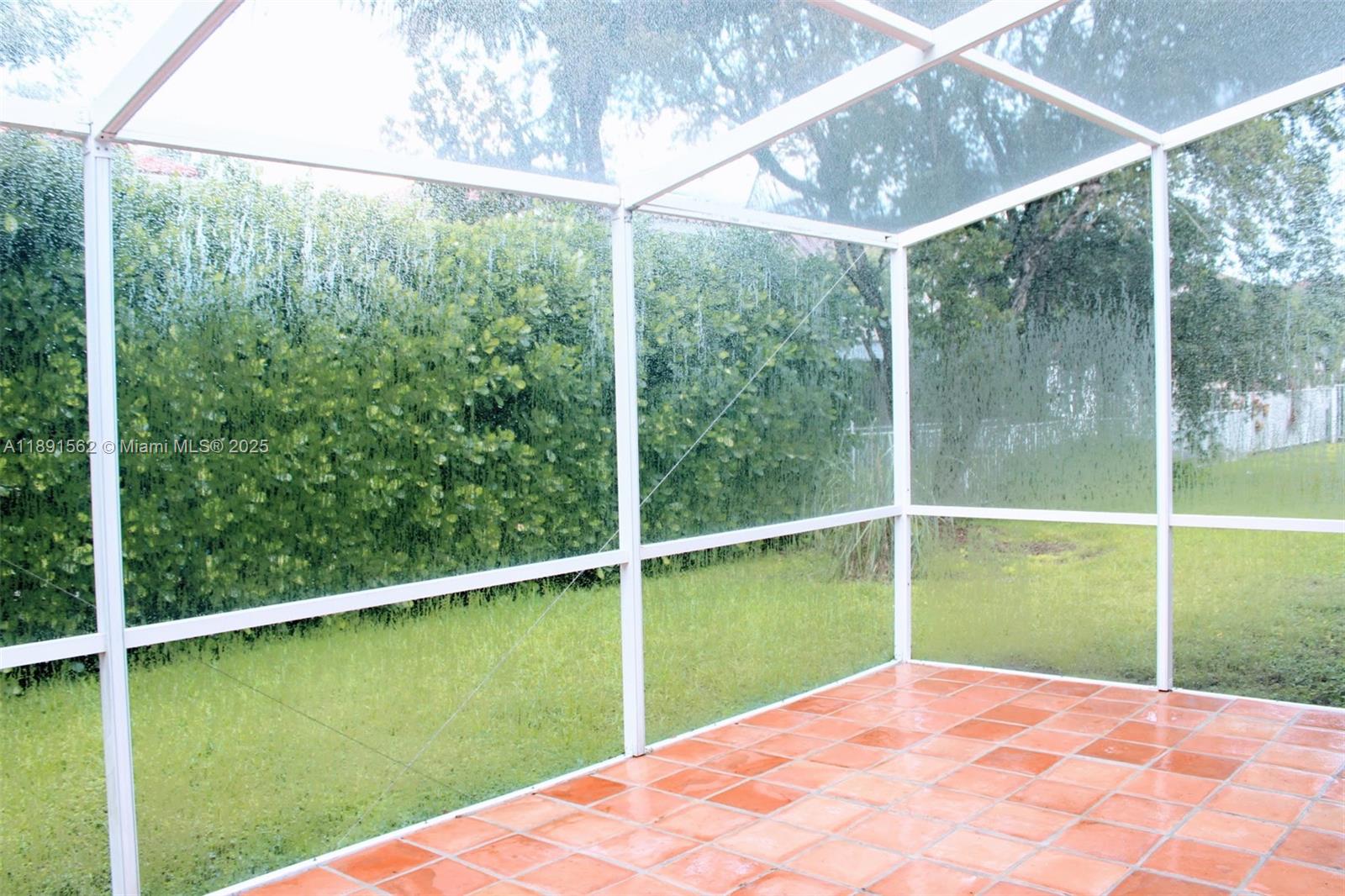 EMBASSY LAKES PHASE II - Residential Lease