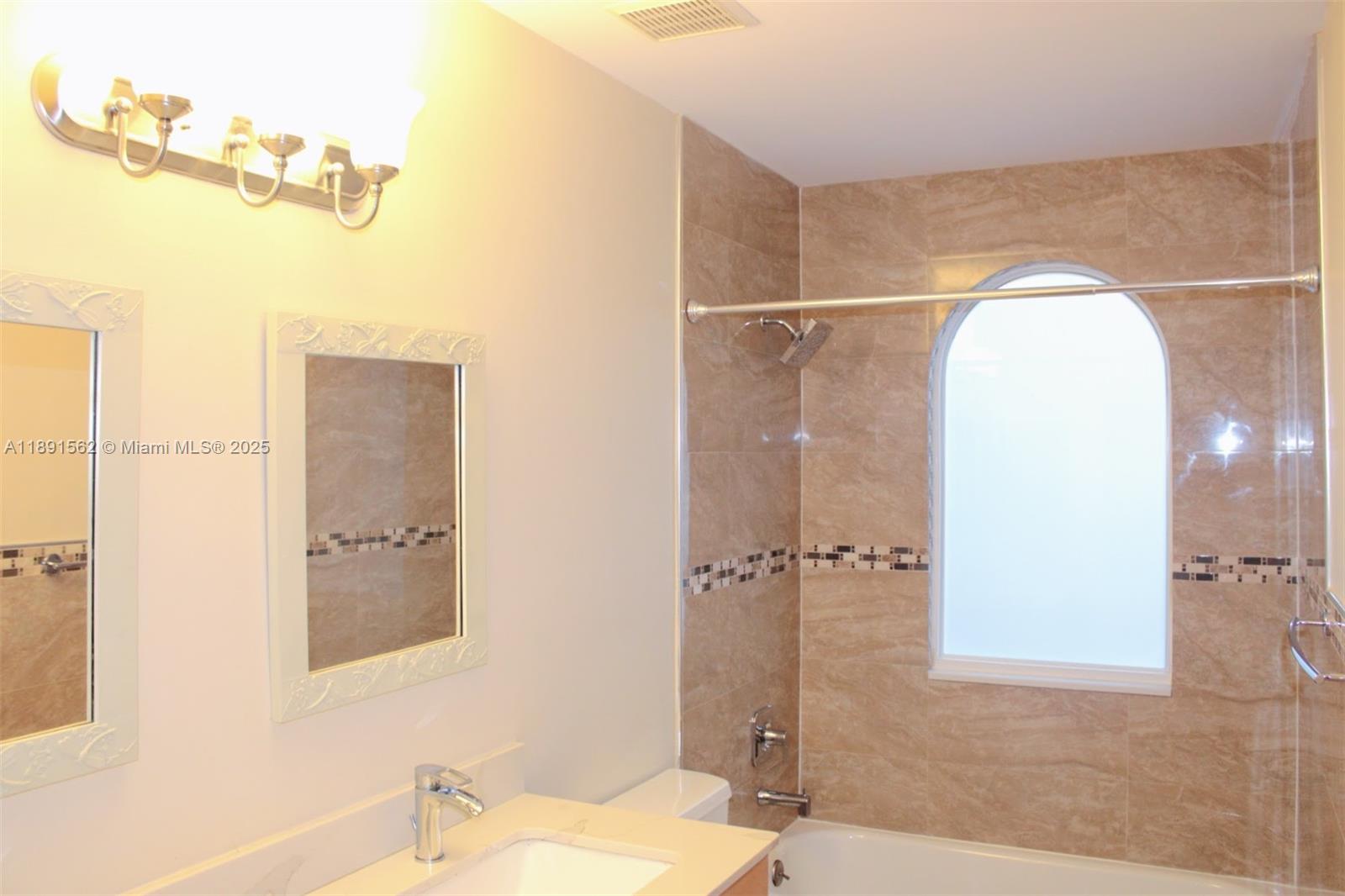 EMBASSY LAKES PHASE II - Residential Lease