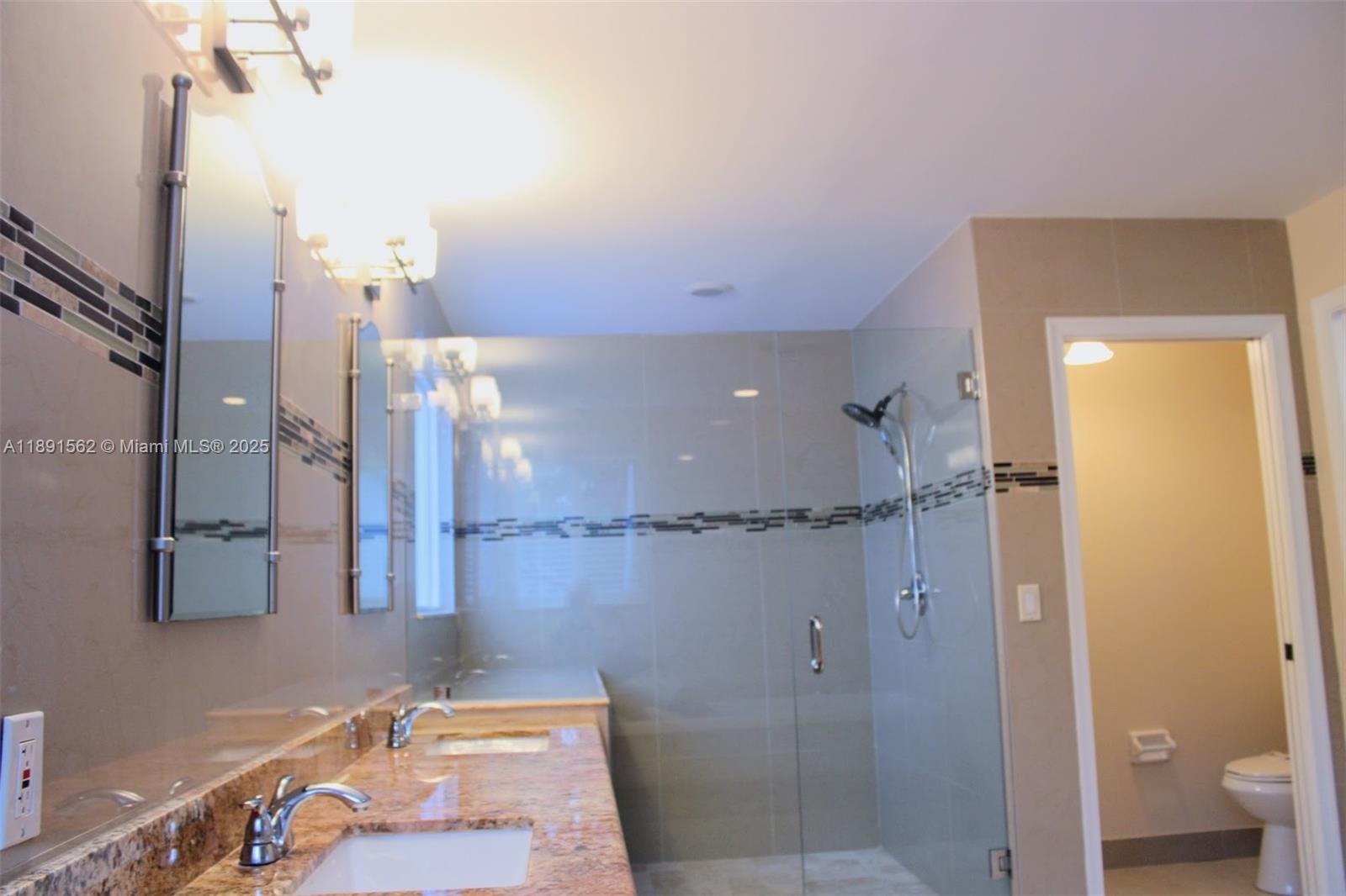 EMBASSY LAKES PHASE II - Residential Lease