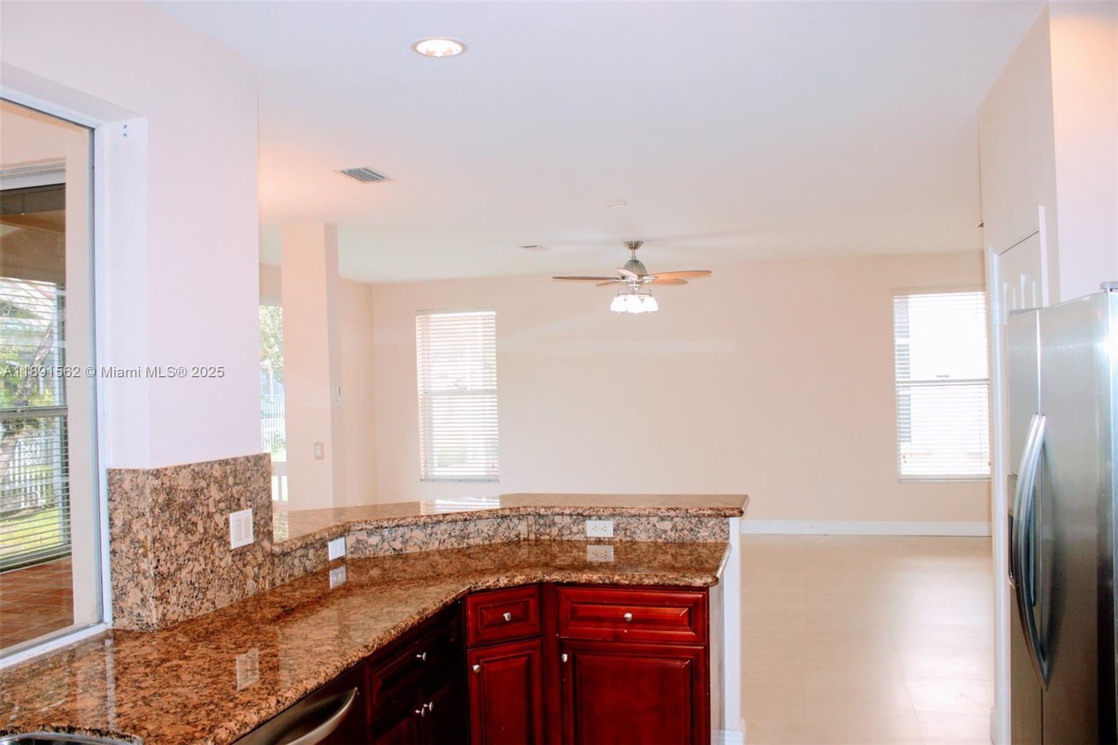 EMBASSY LAKES PHASE II - Residential Lease