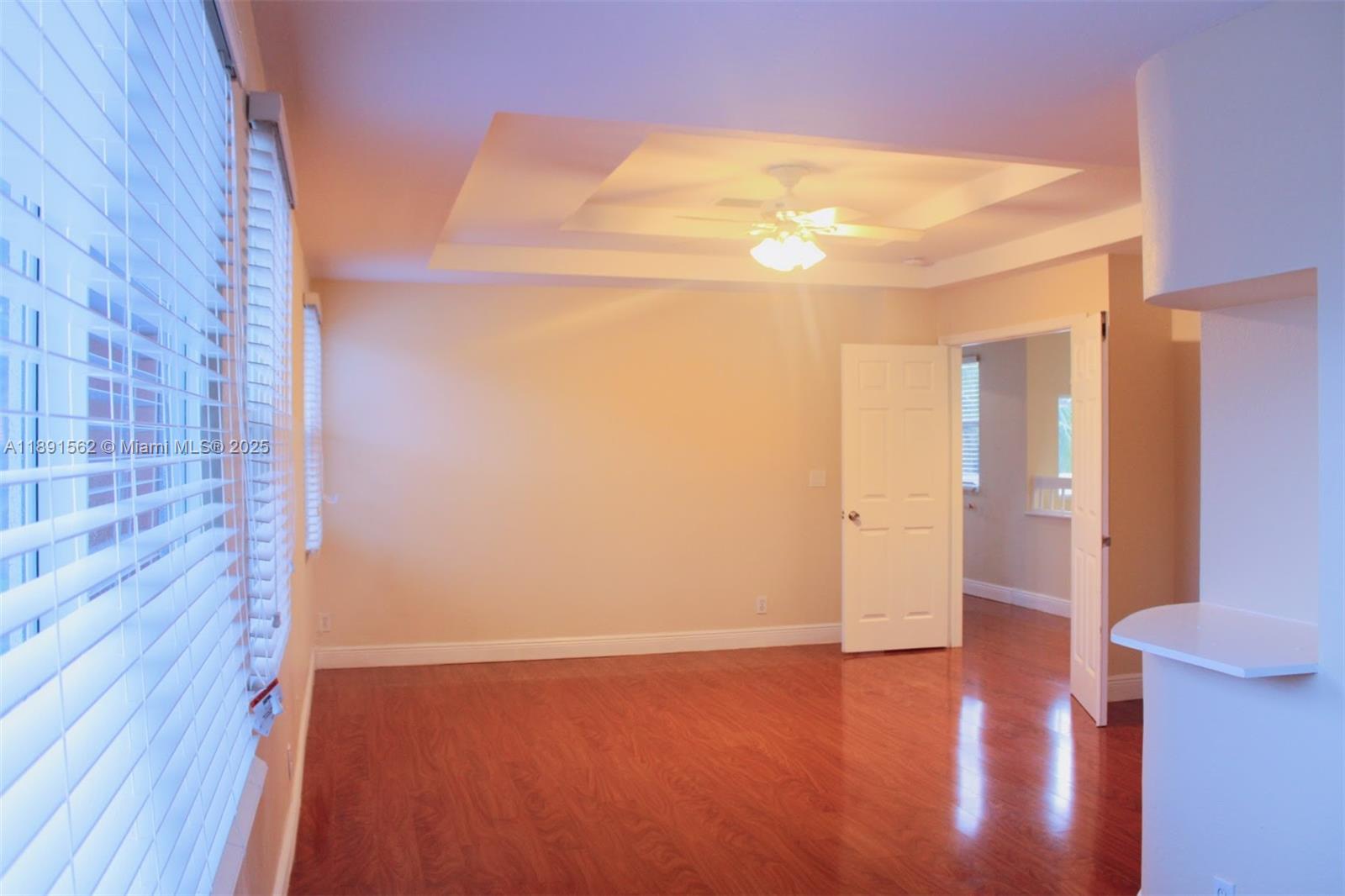 EMBASSY LAKES PHASE II - Residential Lease