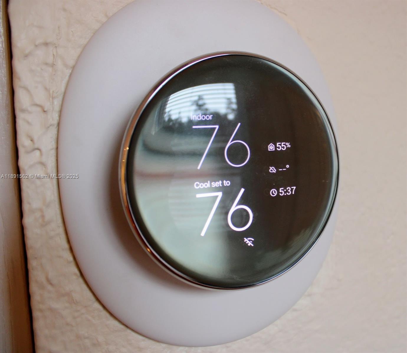 EMBASSY LAKES PHASE II - Residential Lease