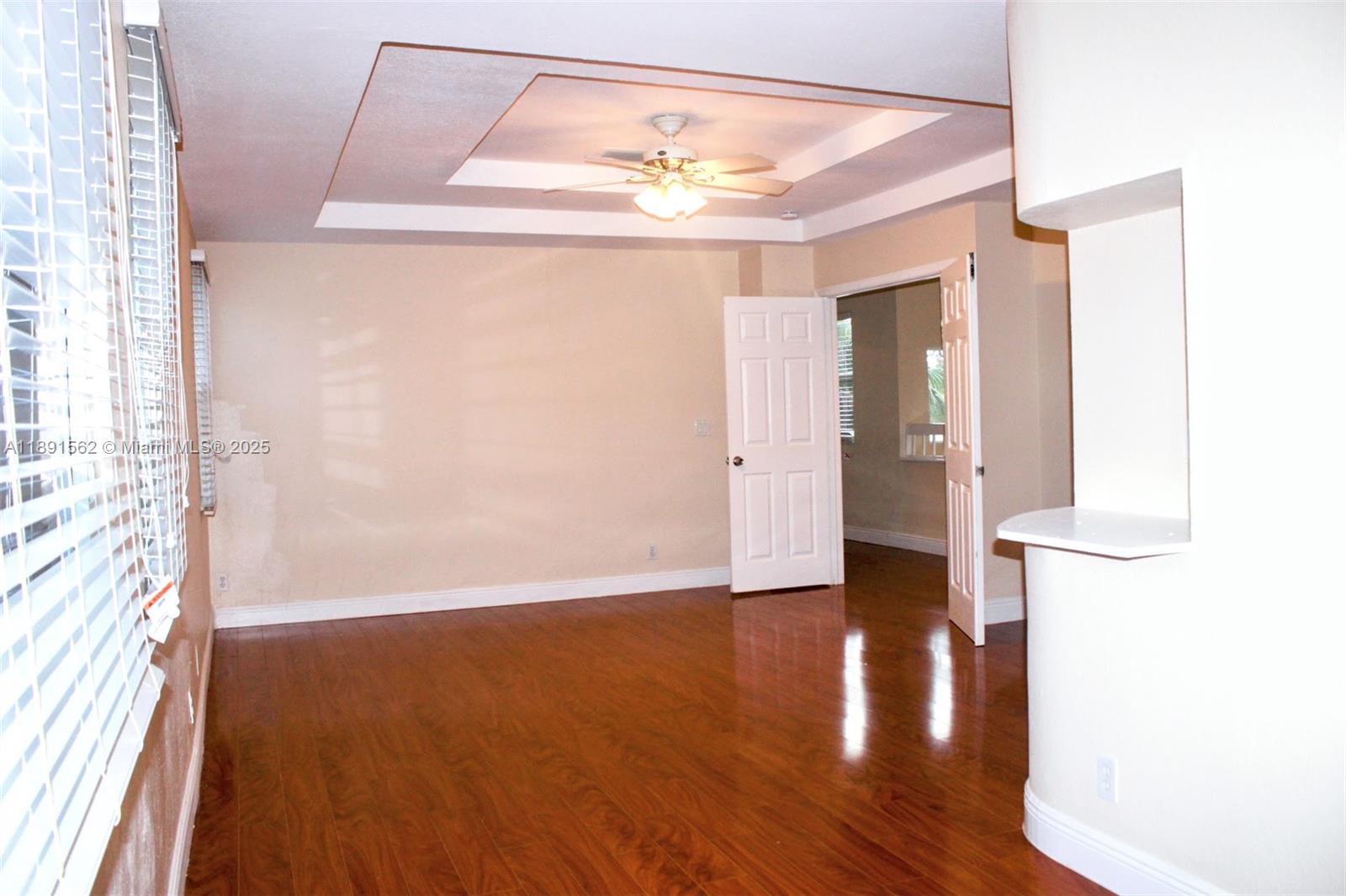 EMBASSY LAKES PHASE II - Residential Lease