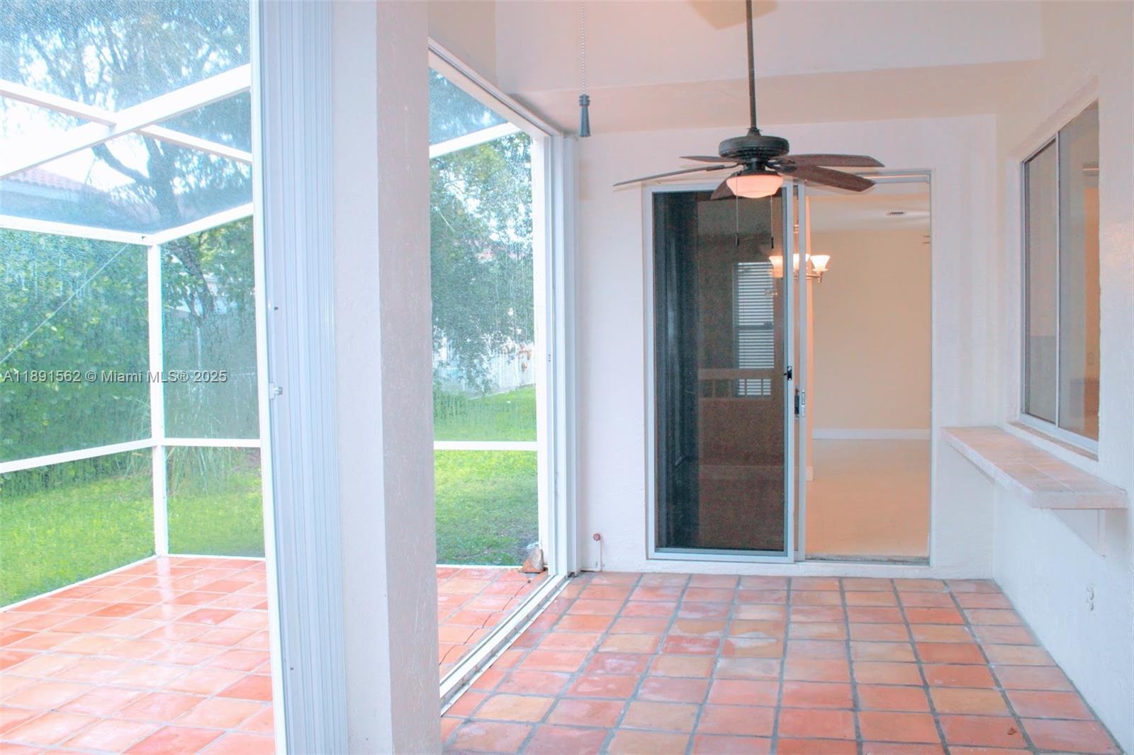 EMBASSY LAKES PHASE II - Residential Lease