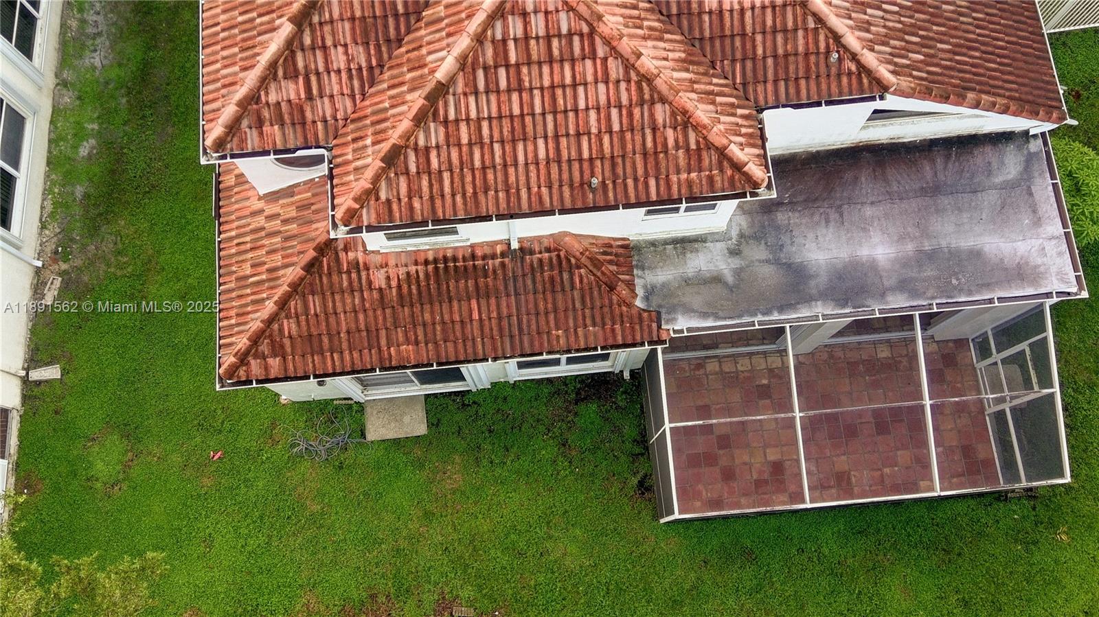 EMBASSY LAKES PHASE II - Residential Lease