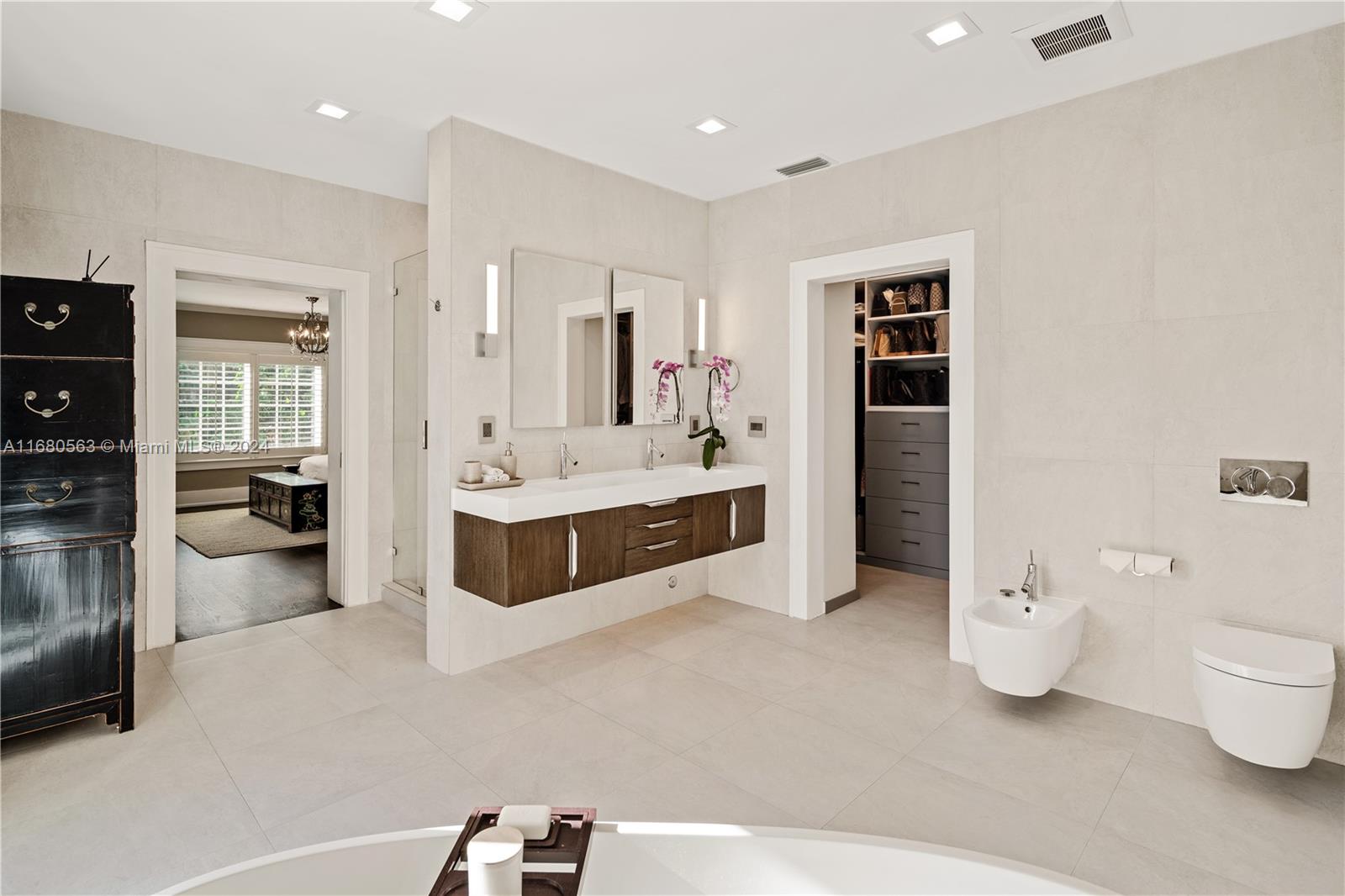 CORAL GABLES SEC E - Residential