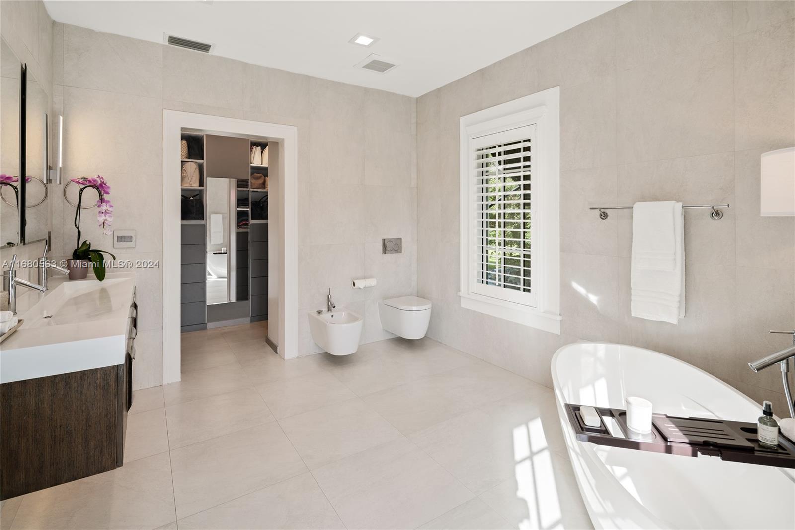 CORAL GABLES SEC E - Residential