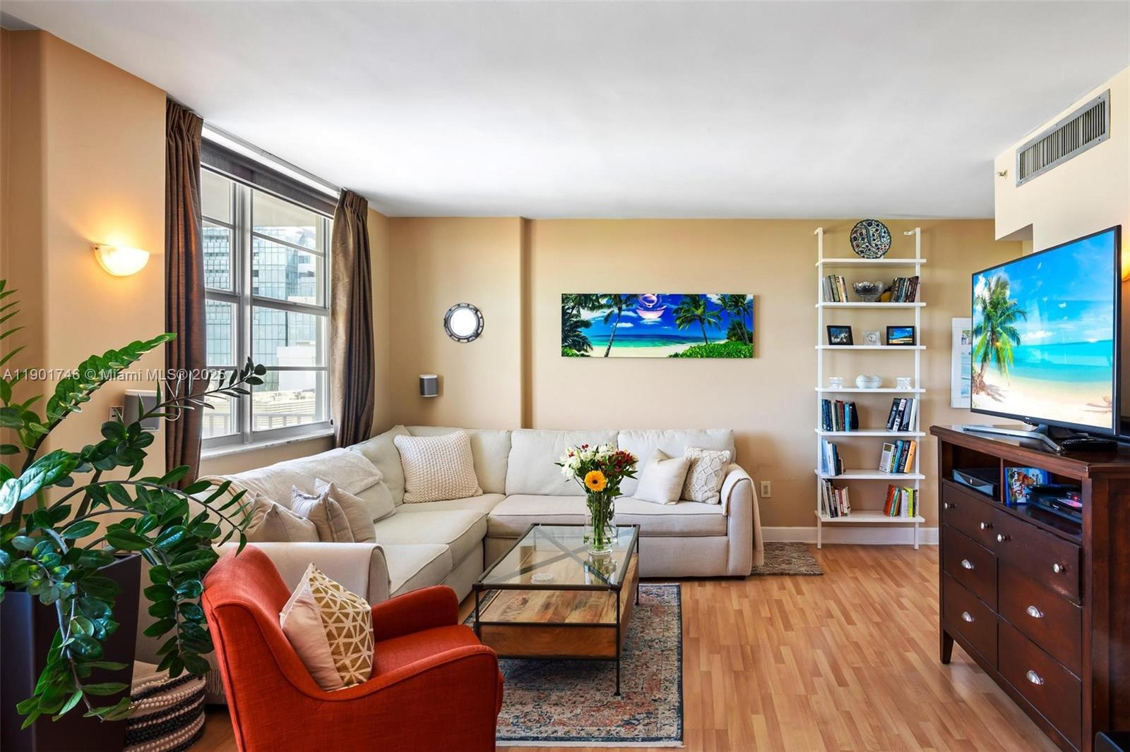 CLEARVIEW TOWERS CONDO - Residential