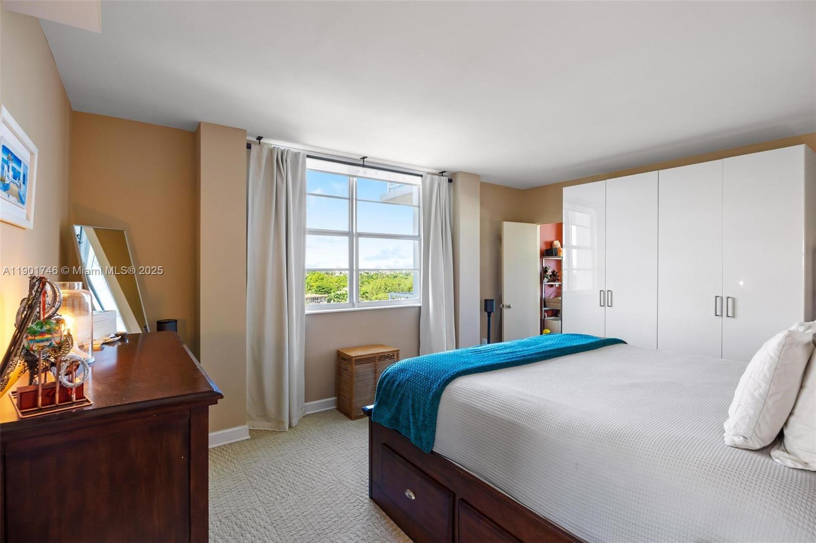 CLEARVIEW TOWERS CONDO - Residential