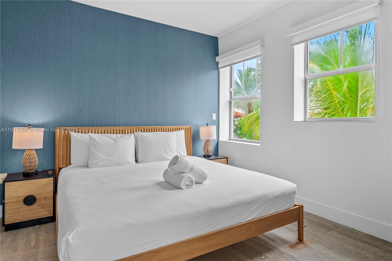 THE STRAND ON OCEAN DRIVE - Residential