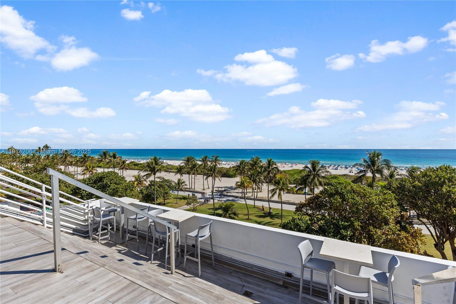 THE STRAND ON OCEAN DRIVE - Residential
