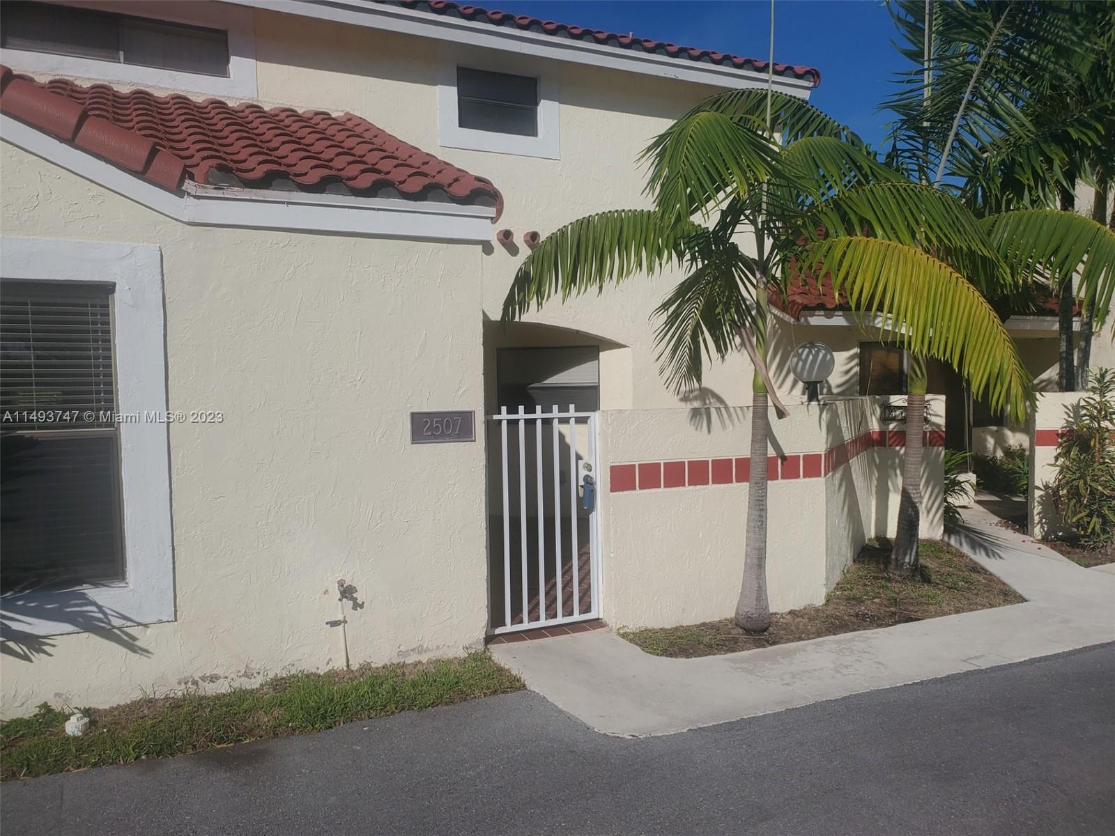 On Supra: Easy to show 3 Bedroom 2 Bathroom Rental Townhouse in a well maintained community in Homestead, FL. The property is on a lake with beautiful lake views from the living room and upstairs master balcony. You feel like you are visiting a resort when at this property. There is a large screened in porch in the backyard with custom closets for extra storage. The property has an updated kitchen, new water heater and large washer and dryer located inside the unit. The unit is very spacious with high cathedral ceilings. The community has a pool and roving security. This home is conveniently located near outlet mall, hospitals, and schools. All tenants over 18 must be approved by the association. The property vacant and ready for the next tenant to move in! Go and show today...