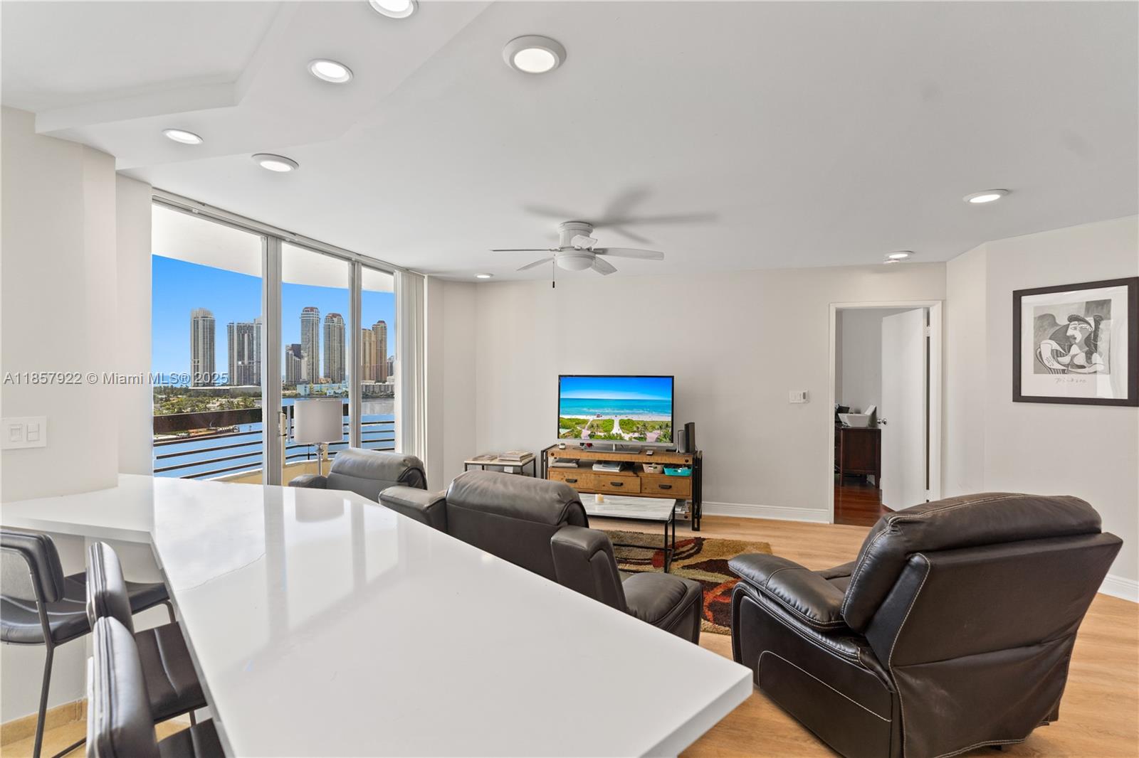 MYSTIC POINTE CONDO NO ON - Residential