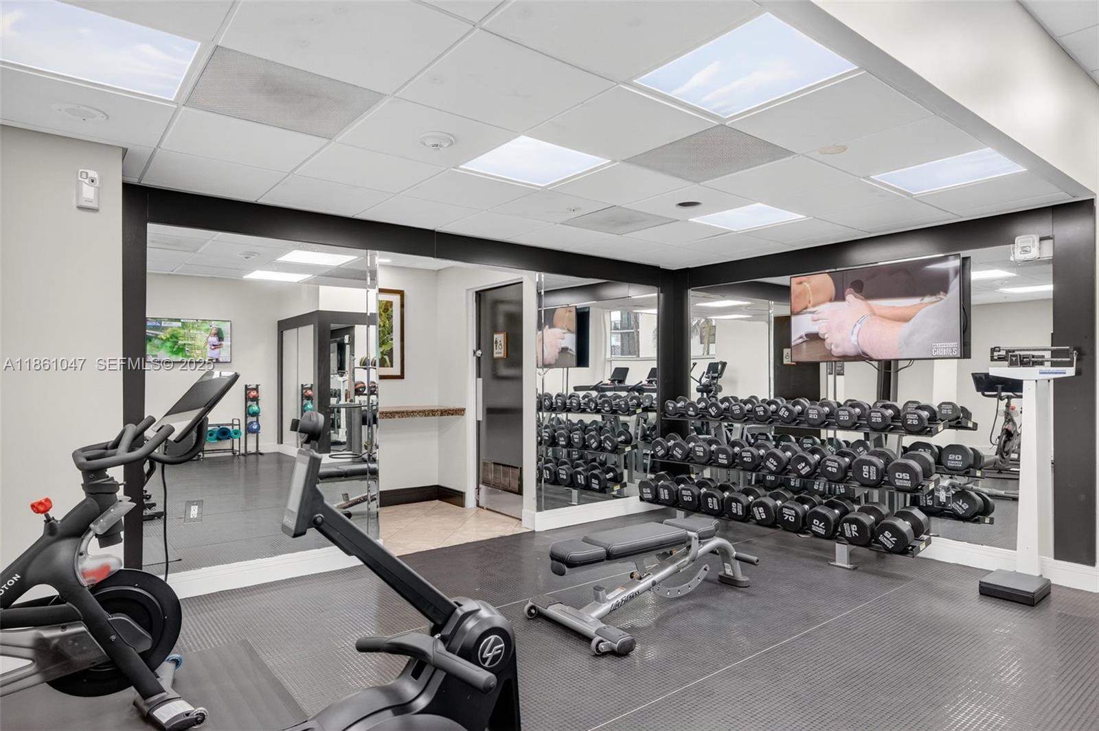 2670 E Sunrise Blvd 1005