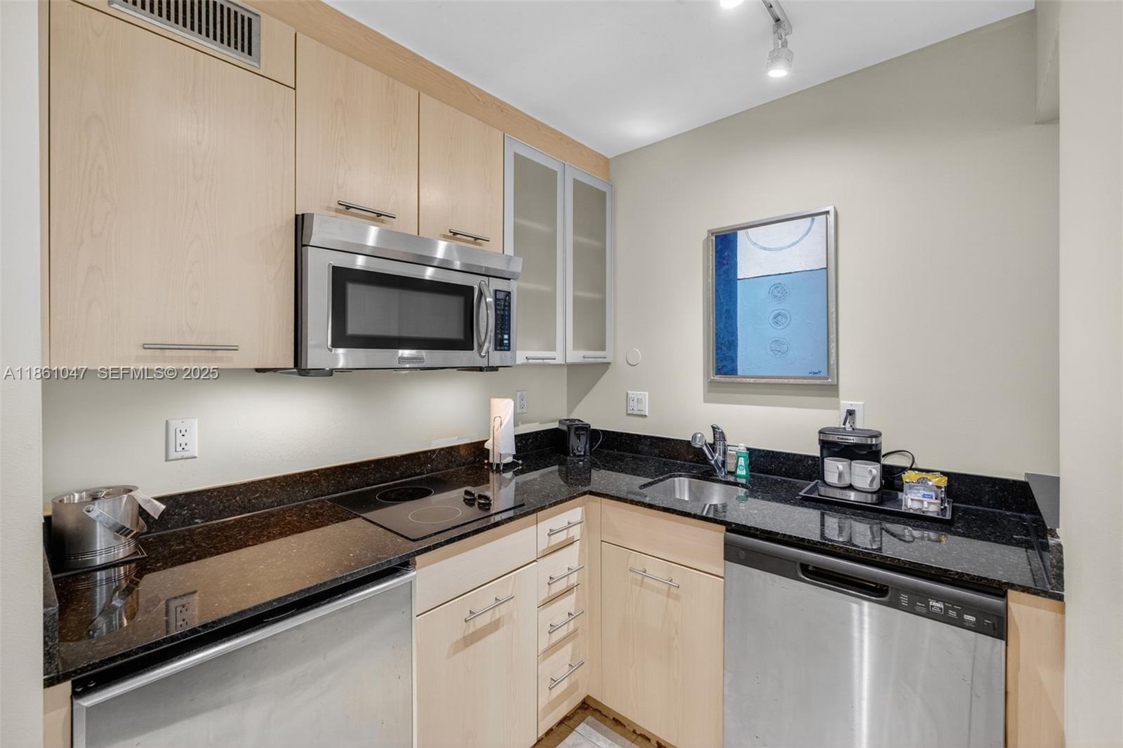 GALLERY ONE CONDO - Residential