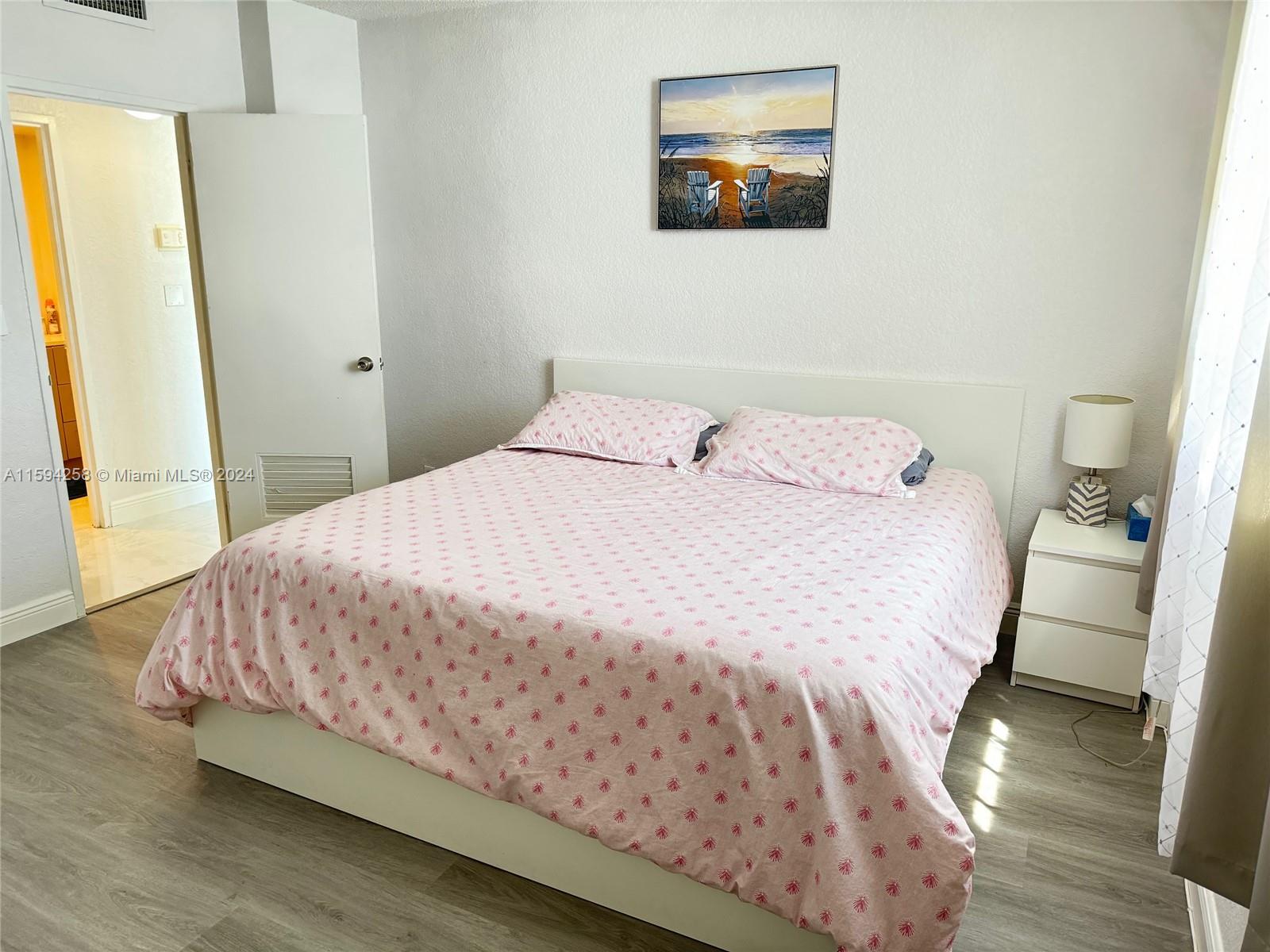 TIDES ON HOLLYWOOD BEACH - Residential Lease