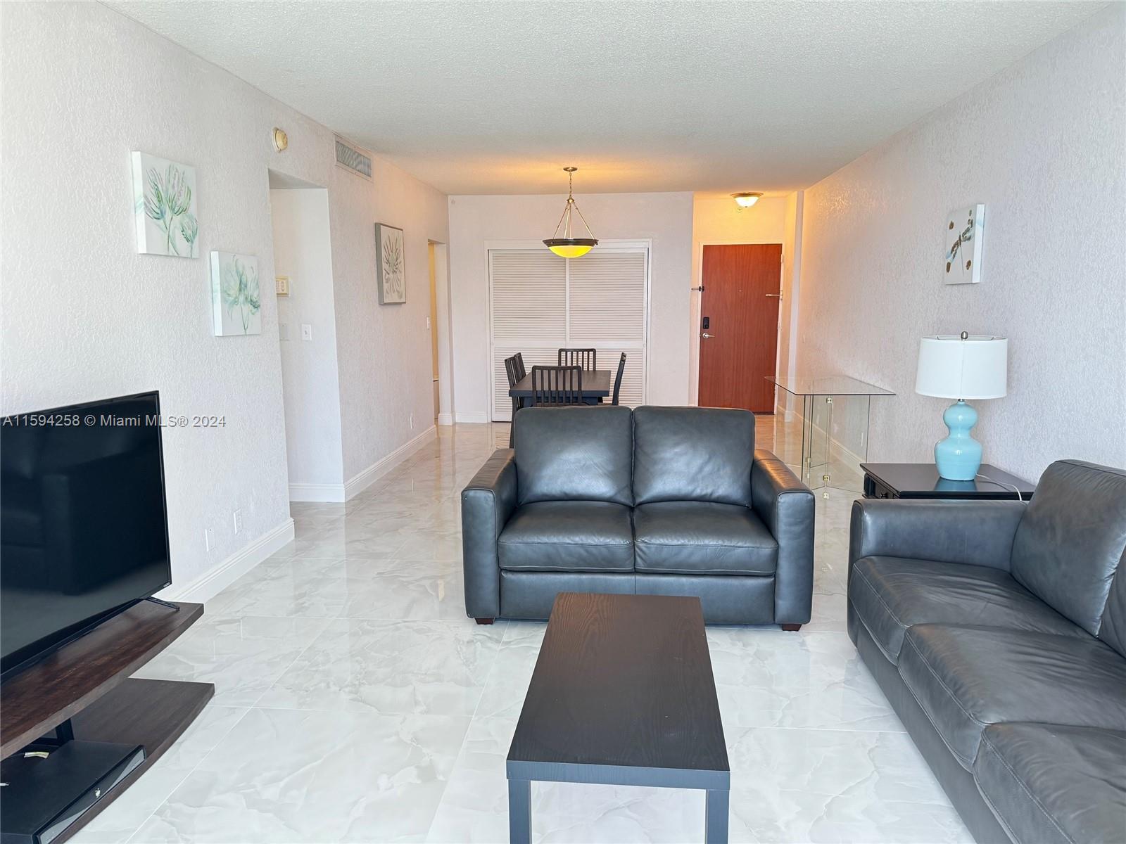 TIDES ON HOLLYWOOD BEACH - Residential Lease