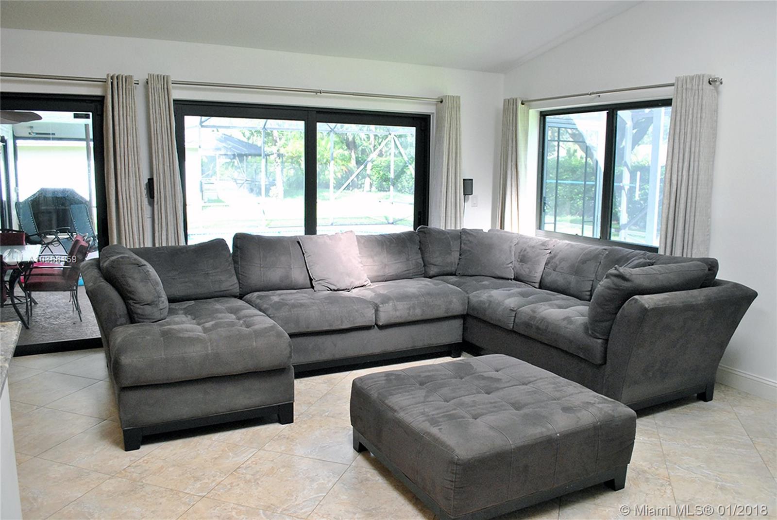 PINE RIDGE - Residential