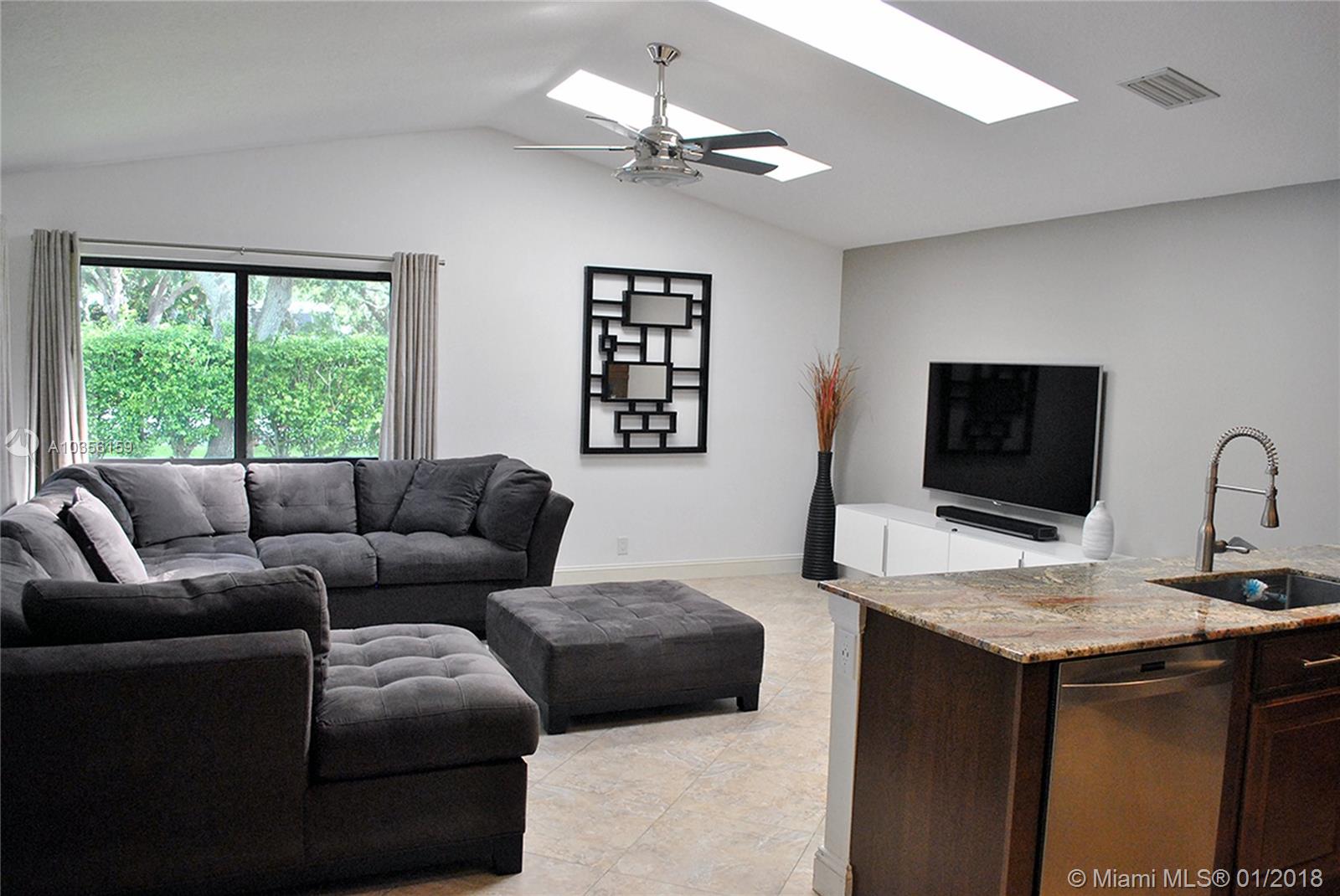 PINE RIDGE - Residential