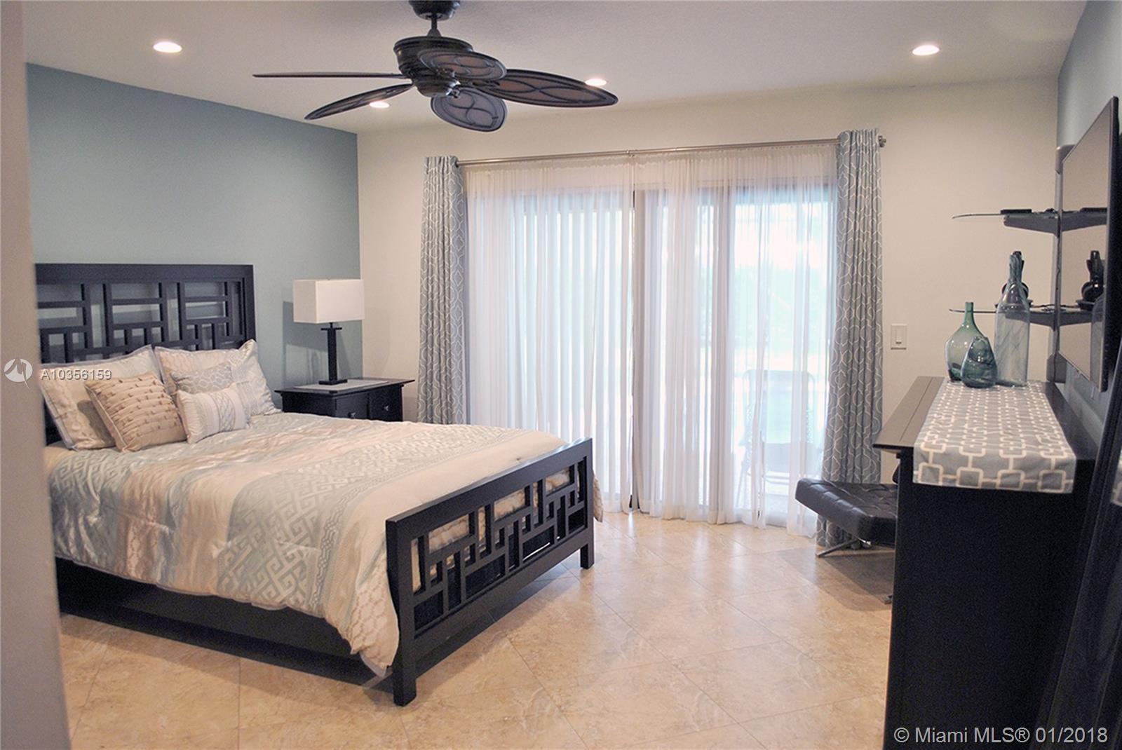 PINE RIDGE - Residential