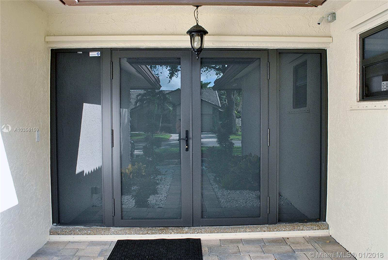 PINE RIDGE - Residential