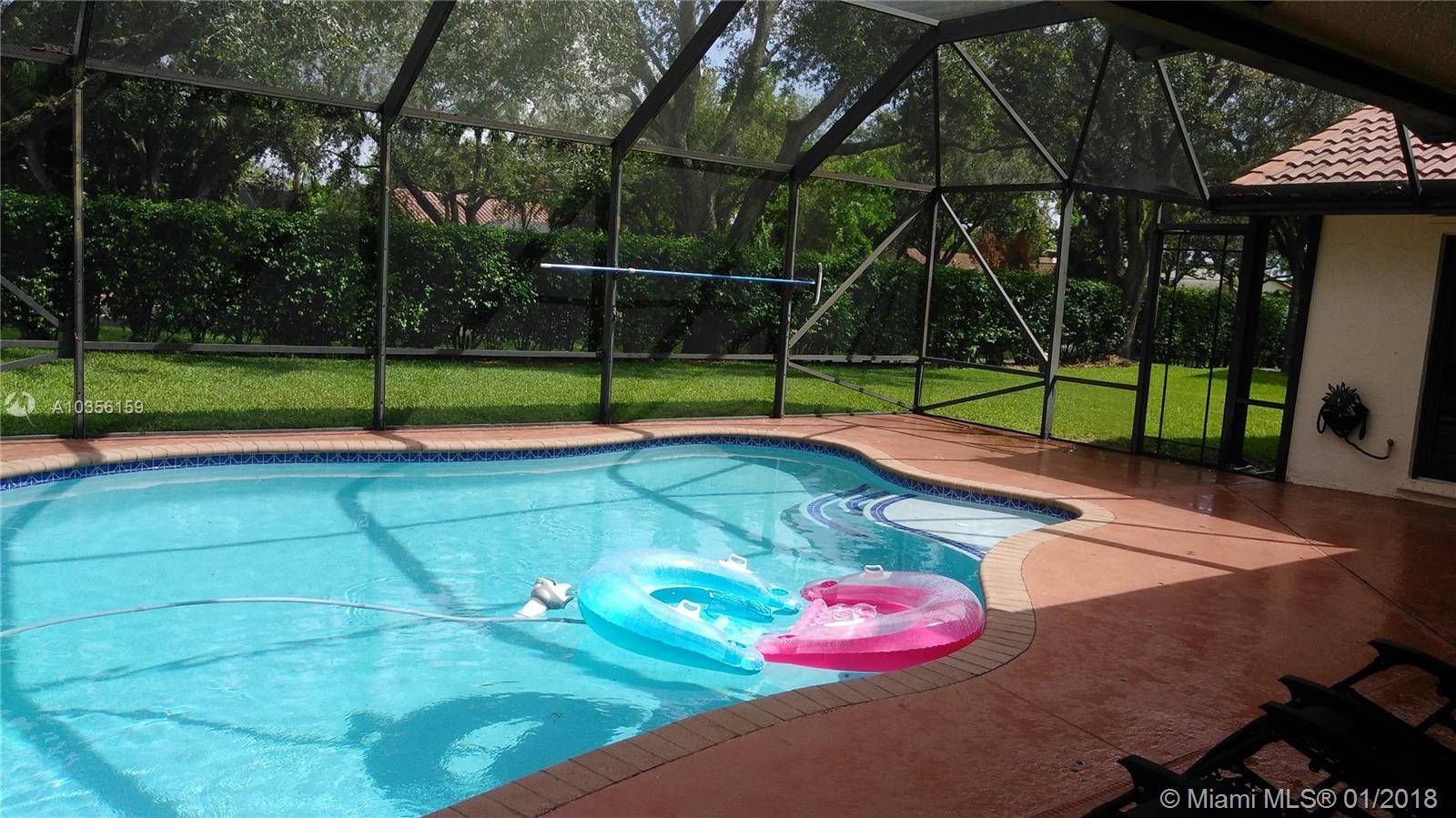 PINE RIDGE - Residential