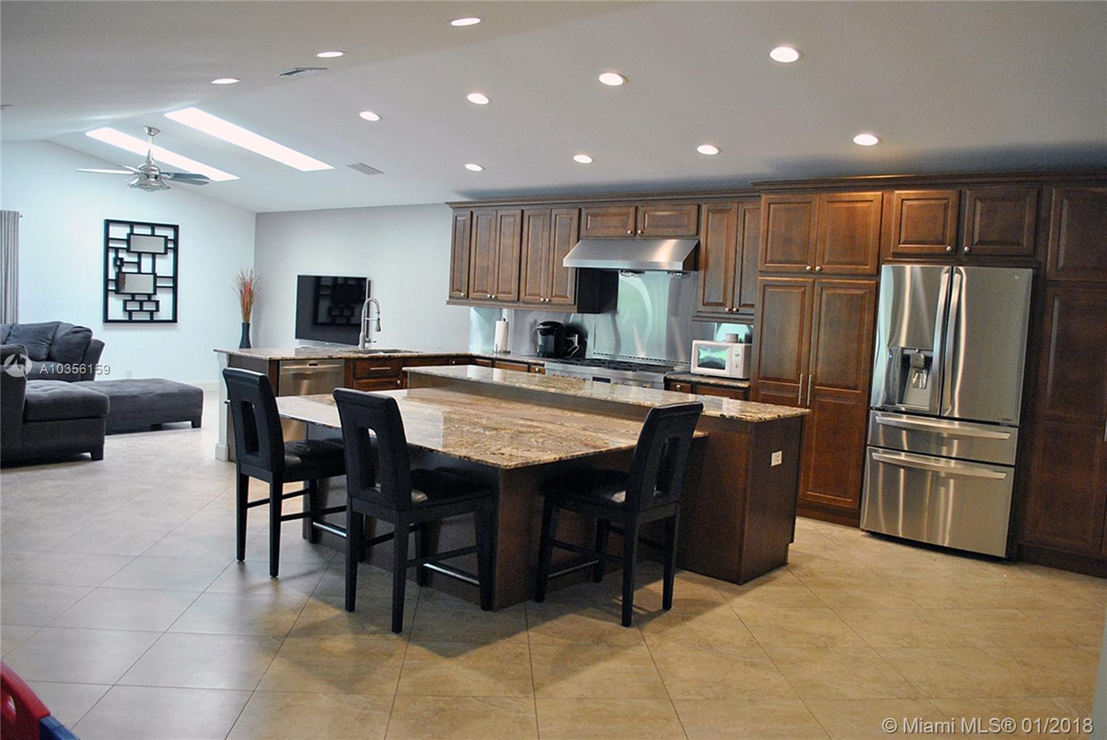 PINE RIDGE - Residential