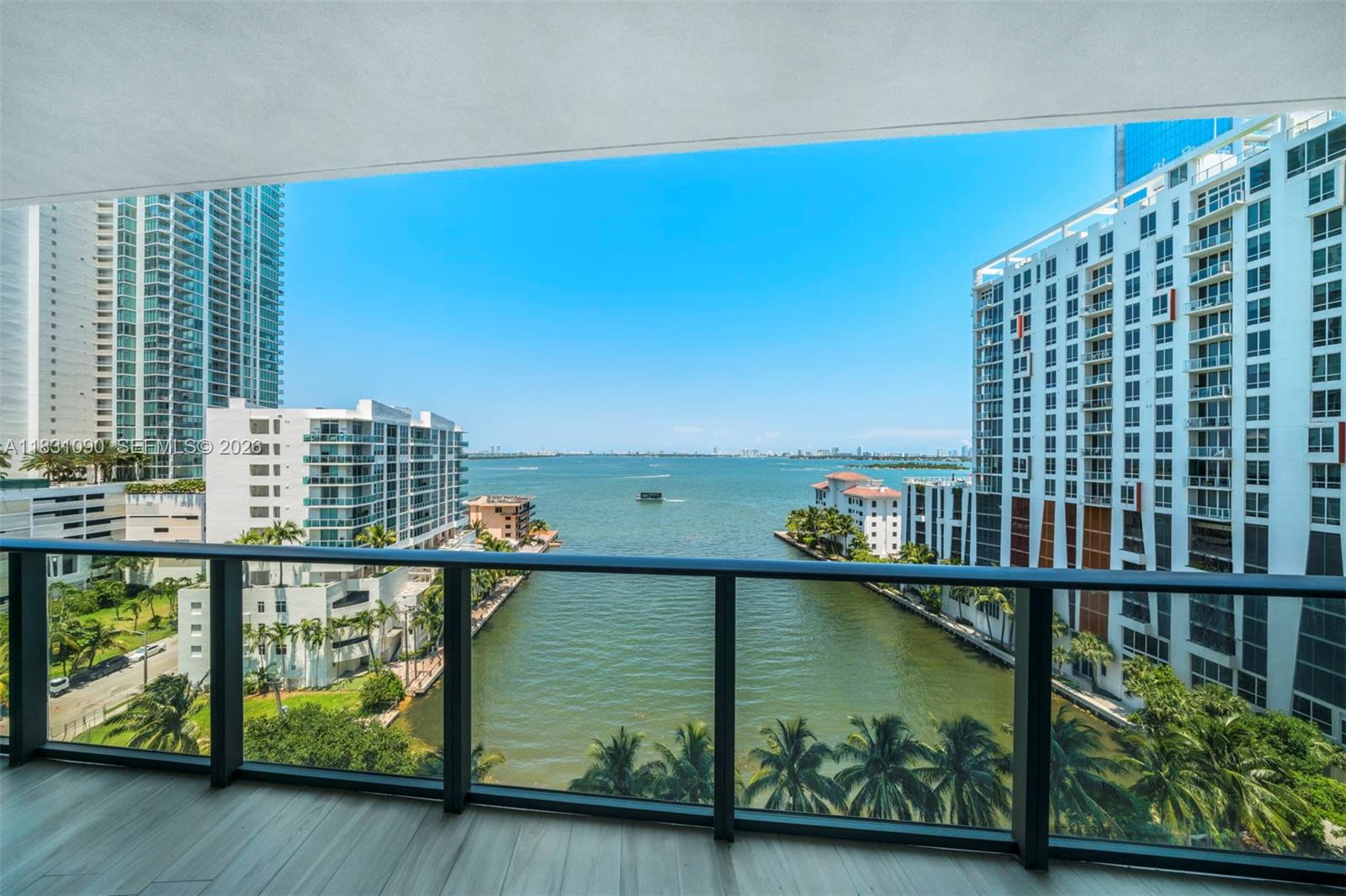 ICON BAY CONDO - Residential