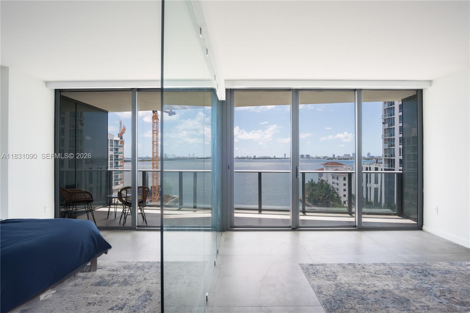 ICON BAY CONDO - Residential