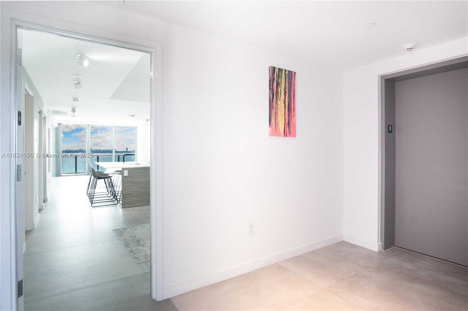 ICON BAY CONDO - Residential