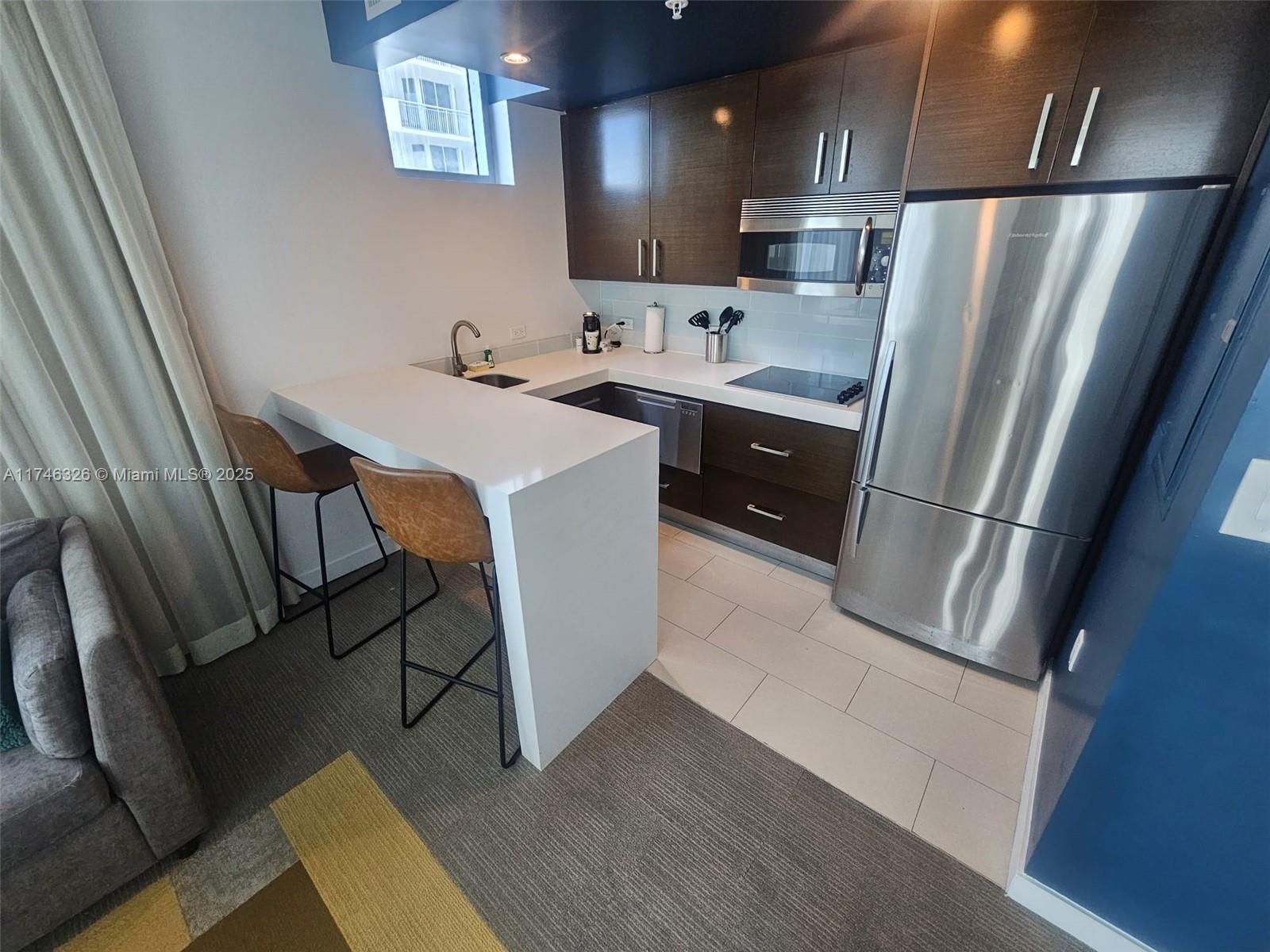 SOLE CONDO - Residential