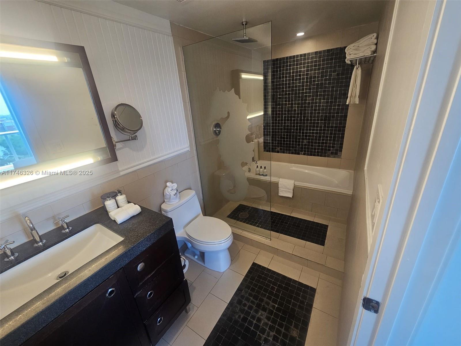 SOLE CONDO - Residential