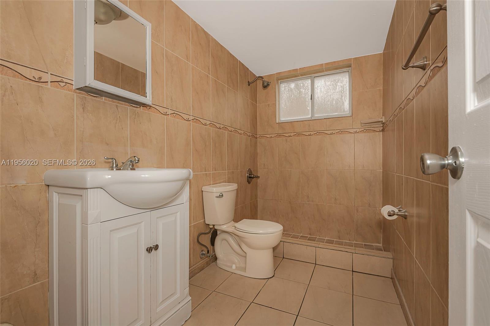 VILLA VERANDA CONDO - Residential