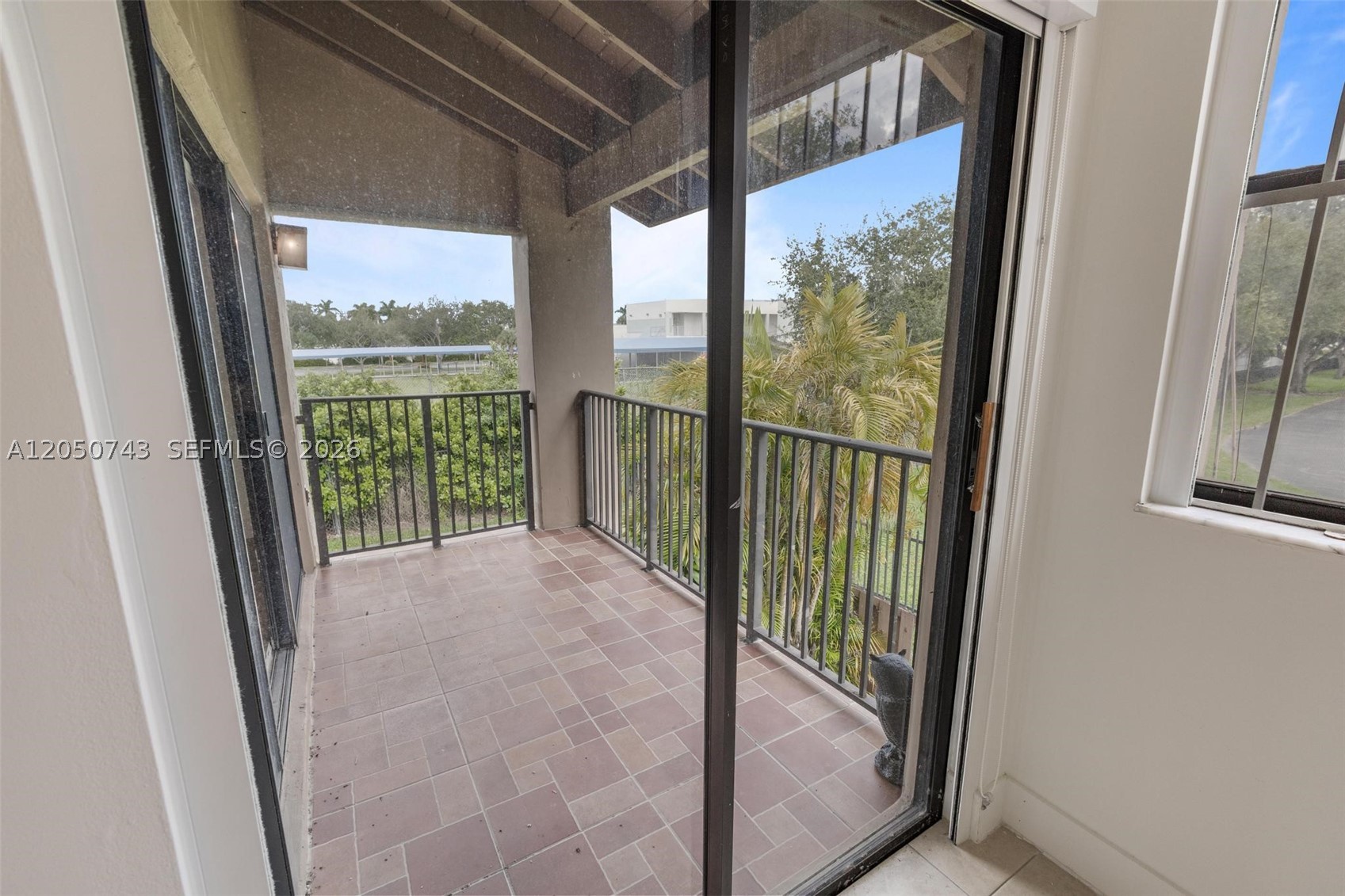 210 W Park Dr 205-2 - Image 1