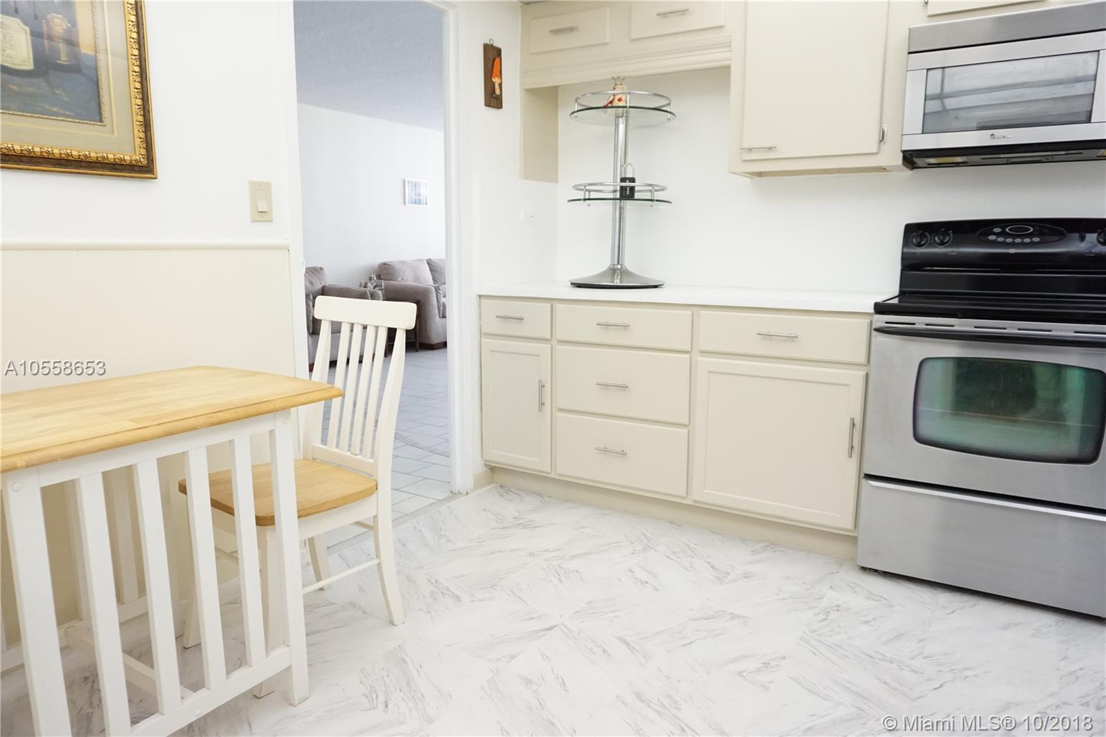 WINSTON TOWERS 100 - Residential Lease