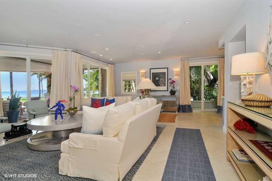 REDUCED !!! FANTASTIC 2/2 FRONT ROW SEASIDE VILLA! LIKE AN OCEANFRONT HOME. PROFESSIONALLY DESIGNED & DECORATED WITH HURRICANE DOORS & WINDOWS + TOO MANY DECORATOR EXTRAS TO NAME. OFFERED FULLY FURN & EQUIPPED - TURNKEY. OVERSIZED TERRACE FUNCTIONS AS OUTDOOR LIVING/ DINING AREA. EQUITY PURCH. NOT REQUIRED WITH THE SALE OF VILLA, SO VILLA CAN BE PURCHASED BY CURRENT EQUITY MEMBER. SPECTACULAR VACATION HOME, GUEST HOME, OR INCOME PROPERTY. EXCEPTIONAL OPPORTUNITY TO OWN ONE OF THE FINEST PROPERTIES ON FISHER ISLAND.