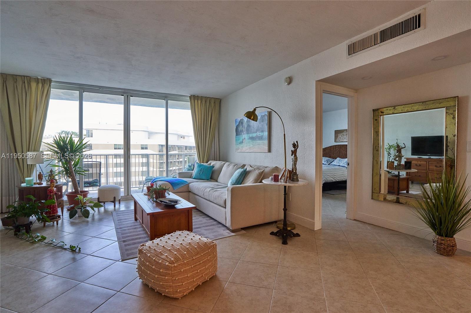 ISLAND POINTE CONDO - Residential