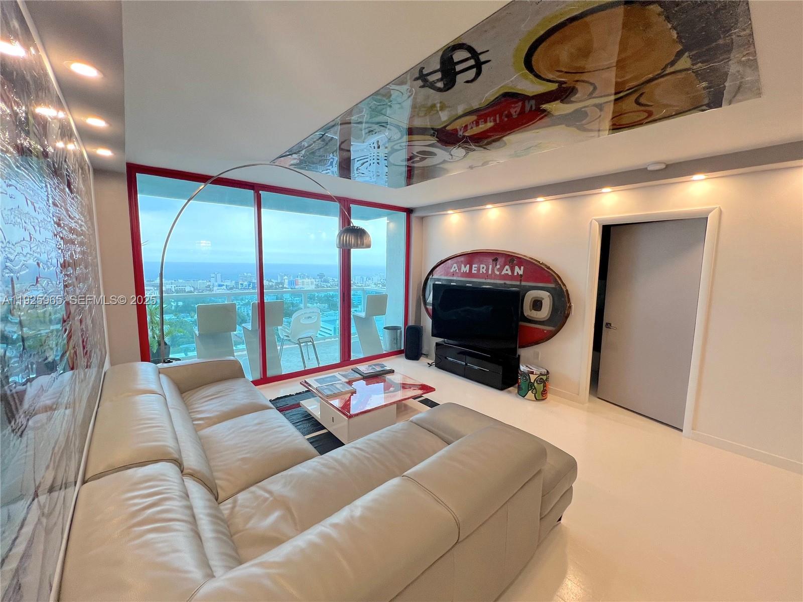 THE FLORIDIAN CONDO - Residential