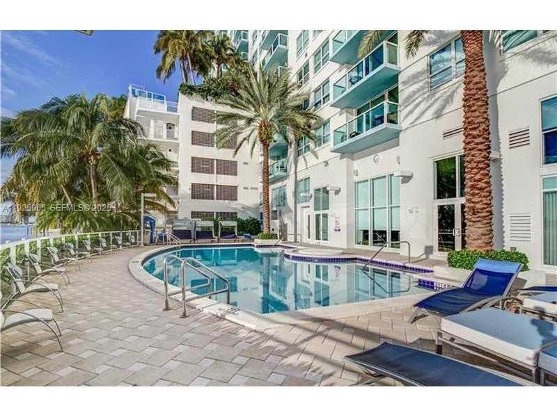 THE FLORIDIAN CONDO - Residential