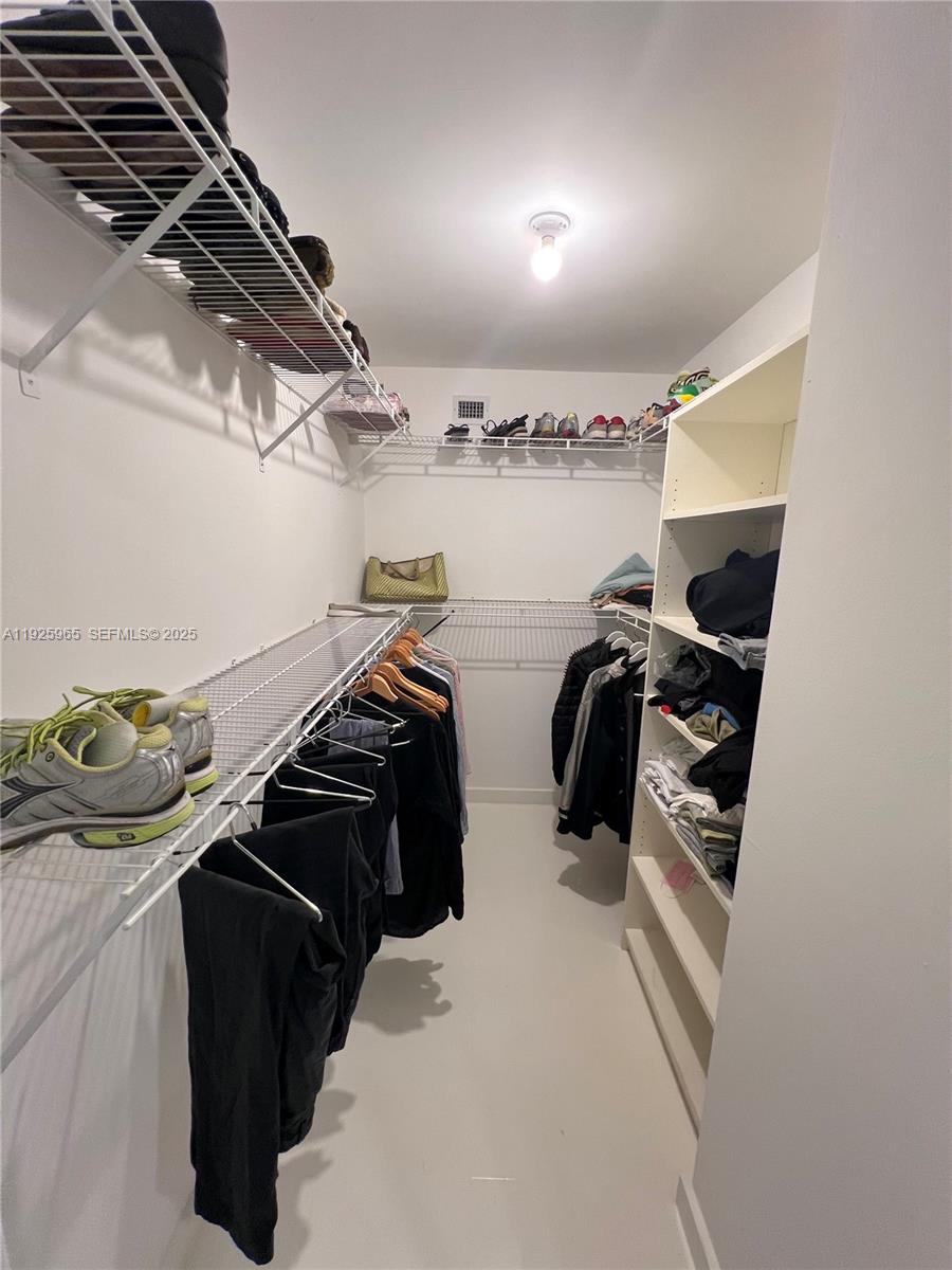 THE FLORIDIAN CONDO - Residential