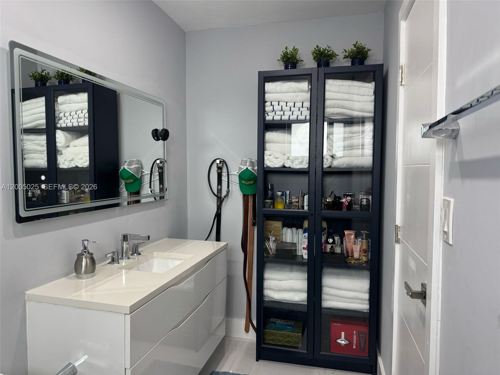 HIALEAH 13TH ADDN AMD PL - Residential