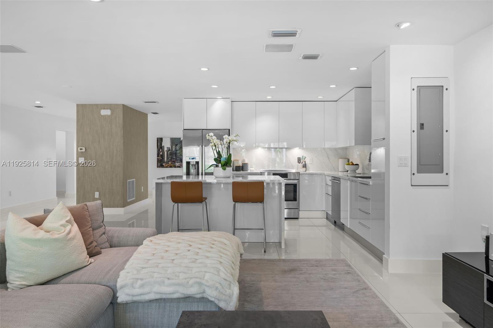 HOLLEMAN PARK - Residential