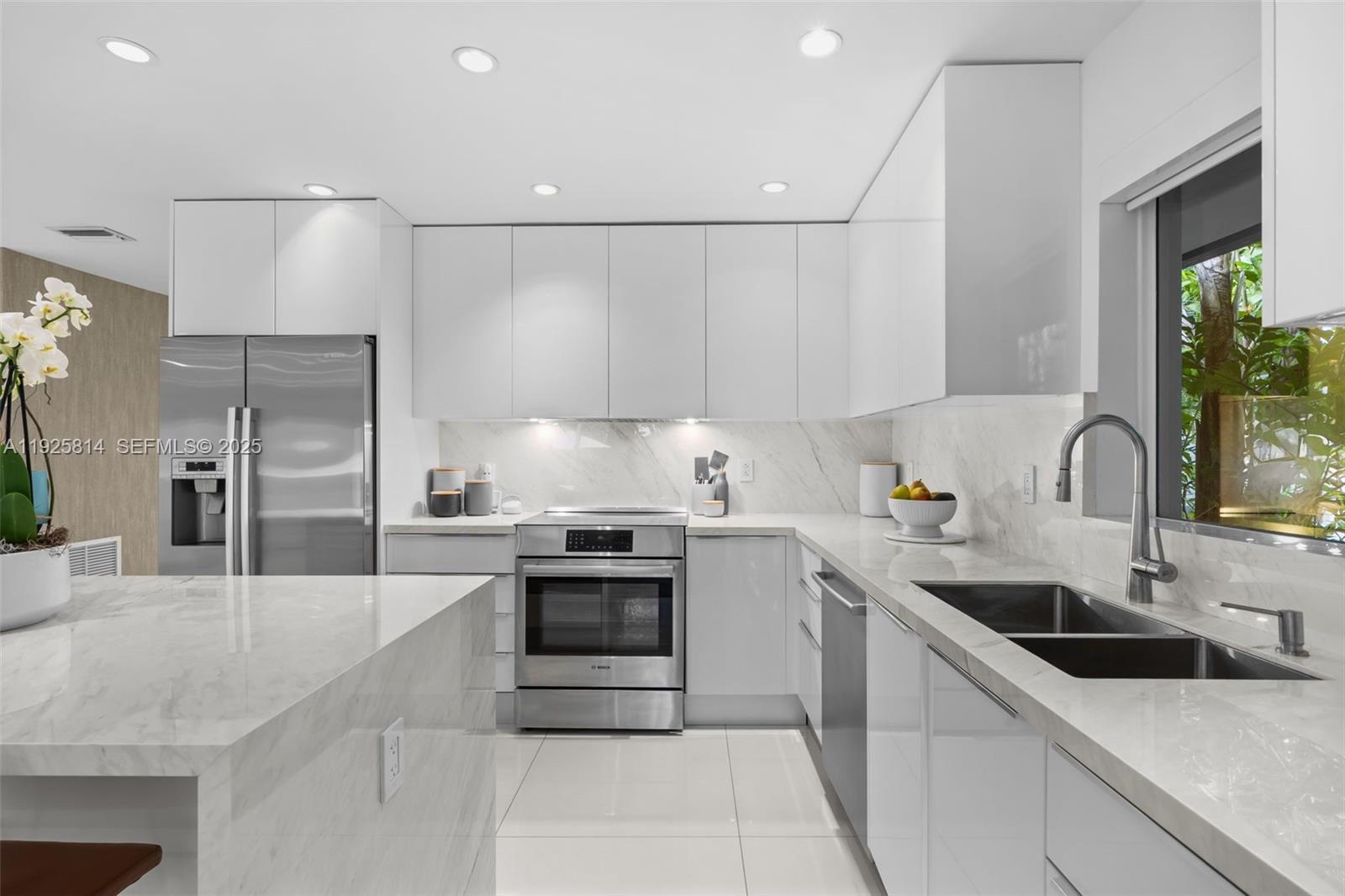 HOLLEMAN PARK - Residential