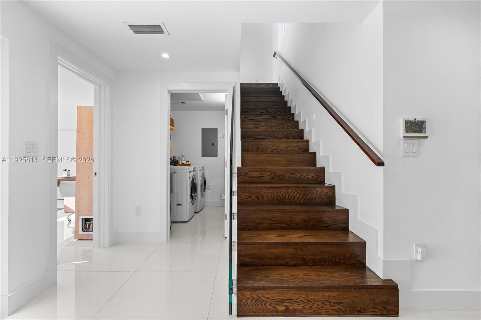 HOLLEMAN PARK - Residential