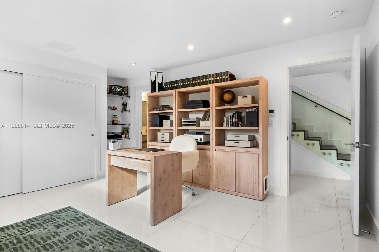 HOLLEMAN PARK - Residential