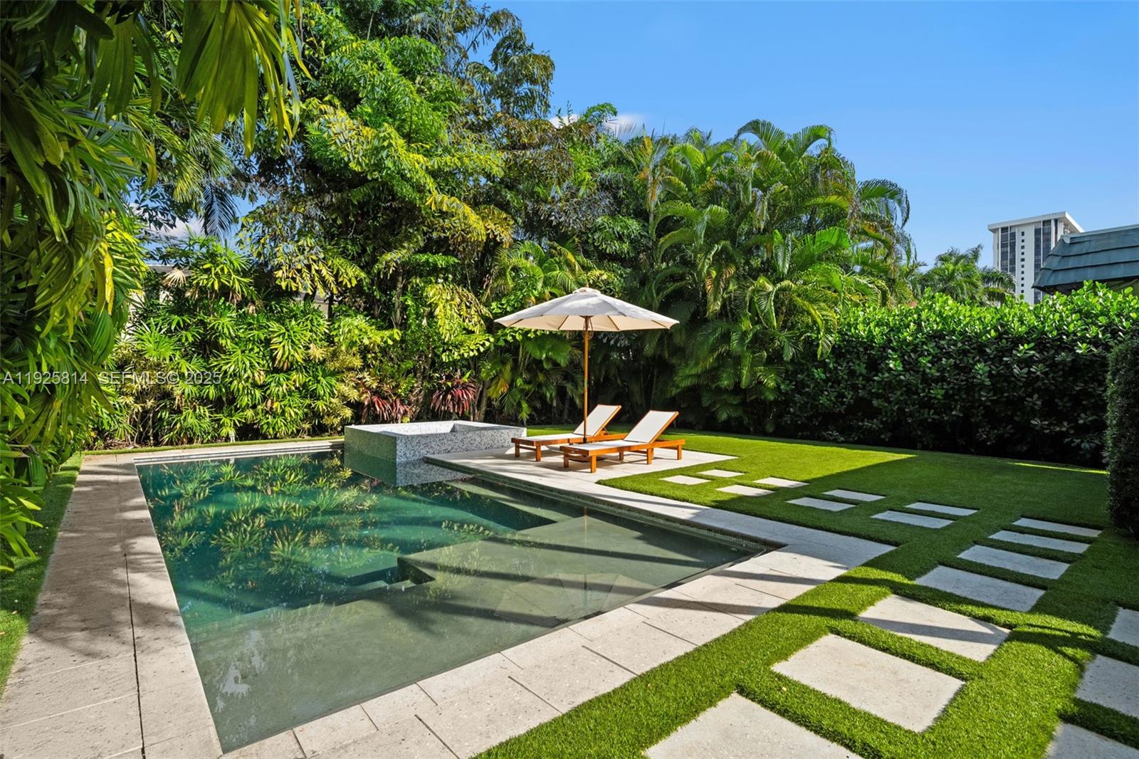 HOLLEMAN PARK - Residential